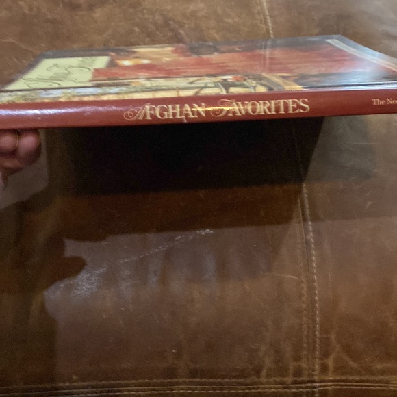 Afghan Favorites by The Needlecraft Shop - Picture 2 of 8